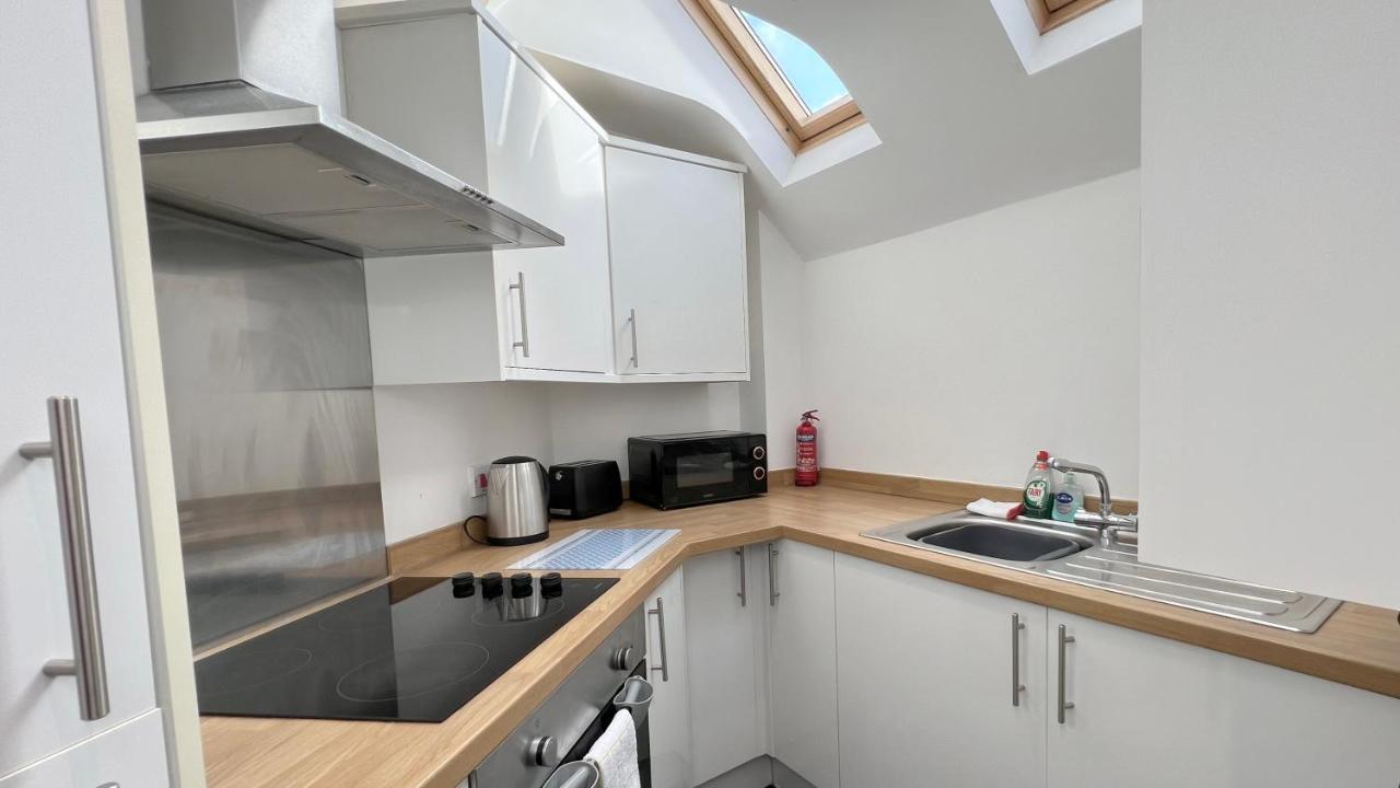 Cross Court, Stafford By Bell Apartments Exterior foto